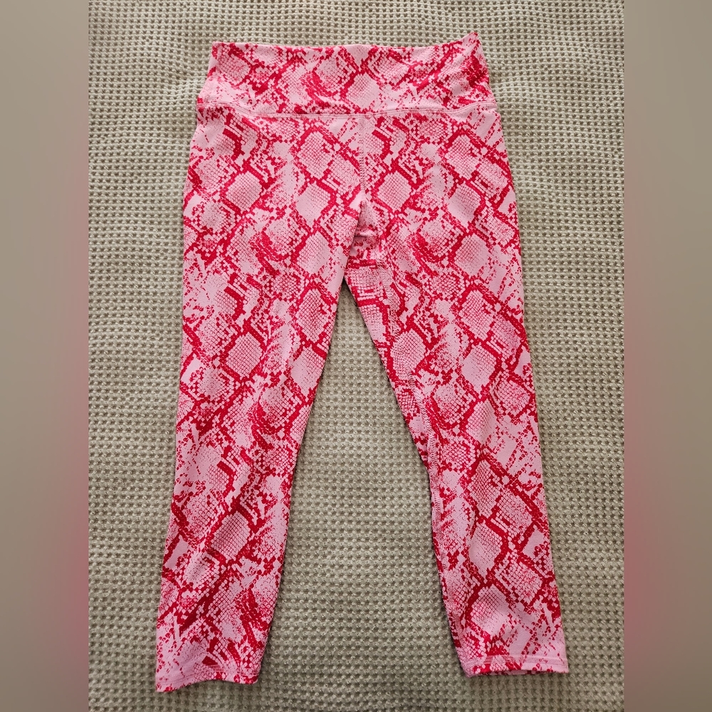 Fabletics Define Power Hold high-rise capri, Large